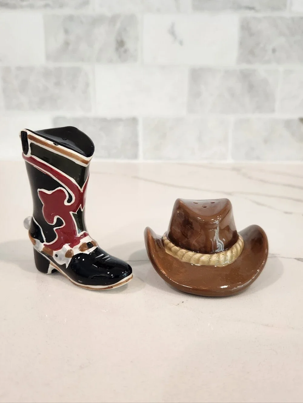 Vintage Sonoma Happy Trails Salt And Pepper Shakers Set Western Americana Decor